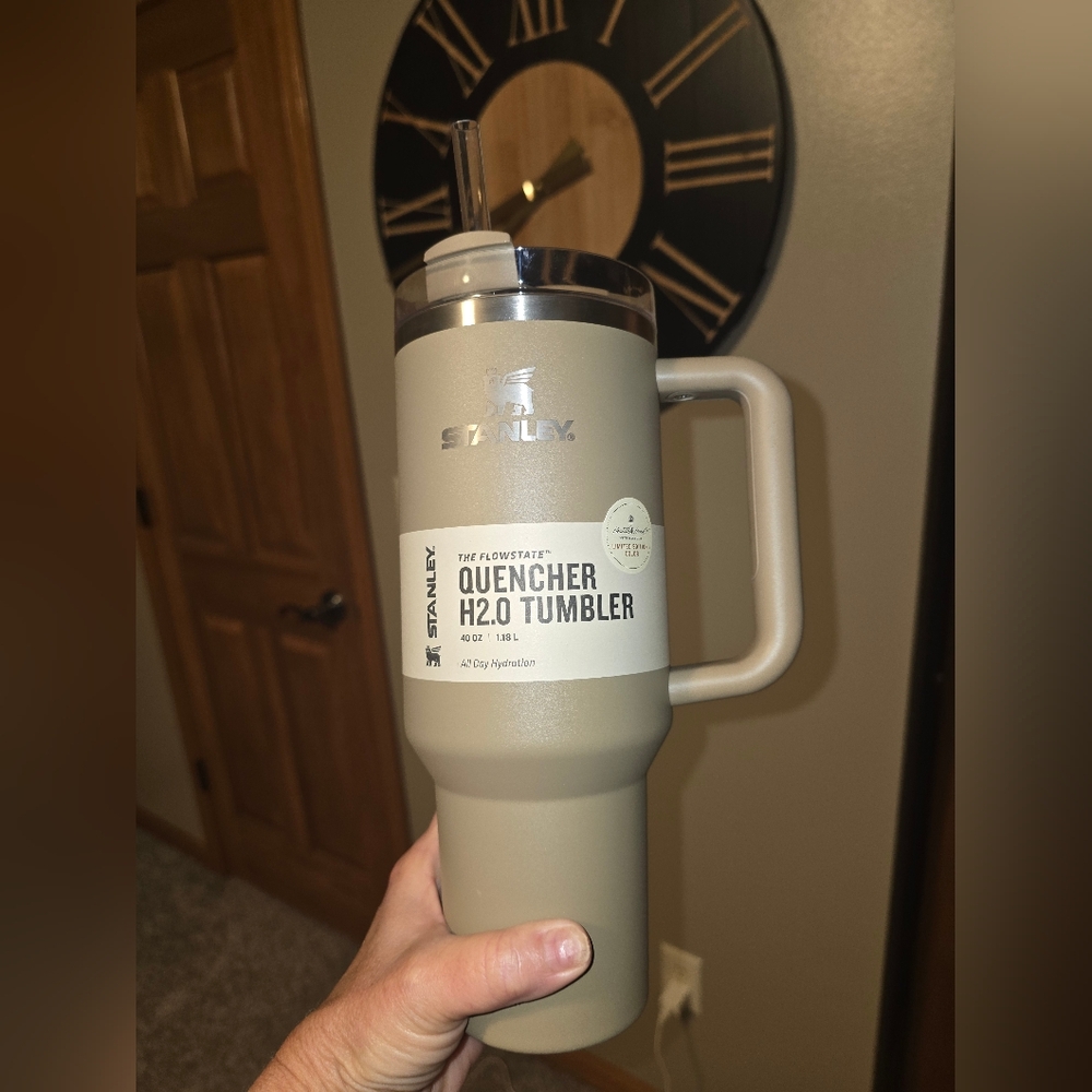 Stanley Quencher H2.0 Tumbler - Basic Brown 40 Oz New